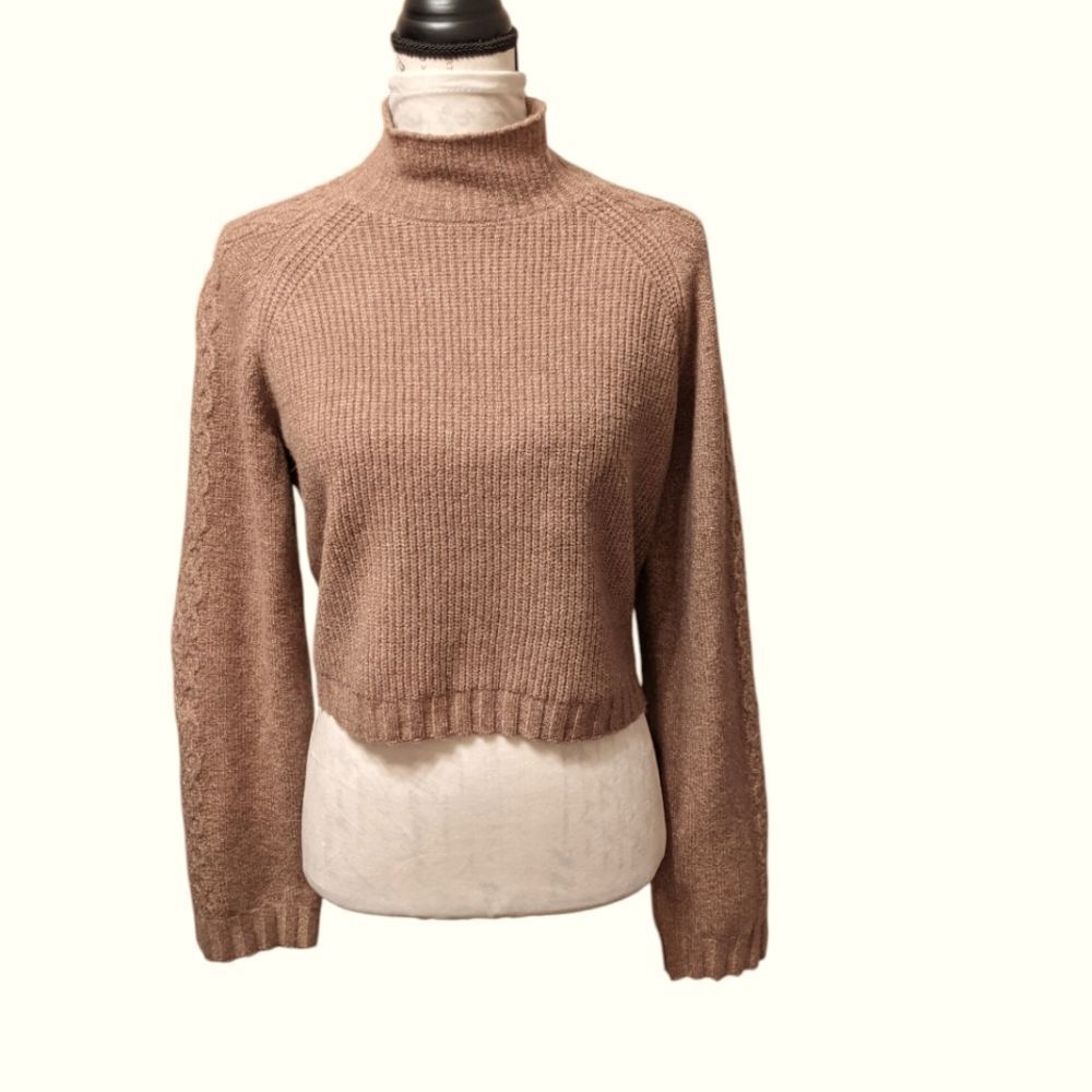 Y2K Women's Tan Camel Cropped Funnel Neck Long-sleeved Sweater Medium